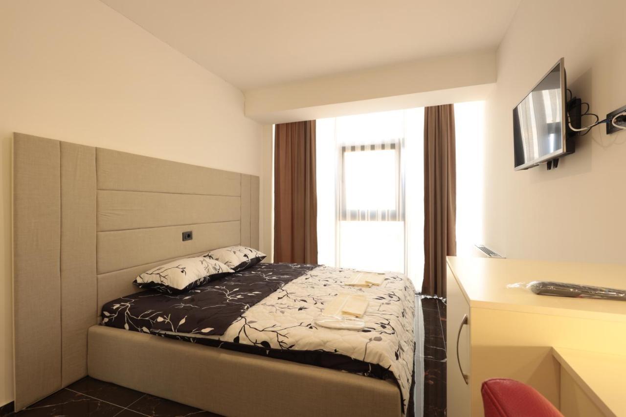 Hotel Ema テトヴォ エクステリア 写真