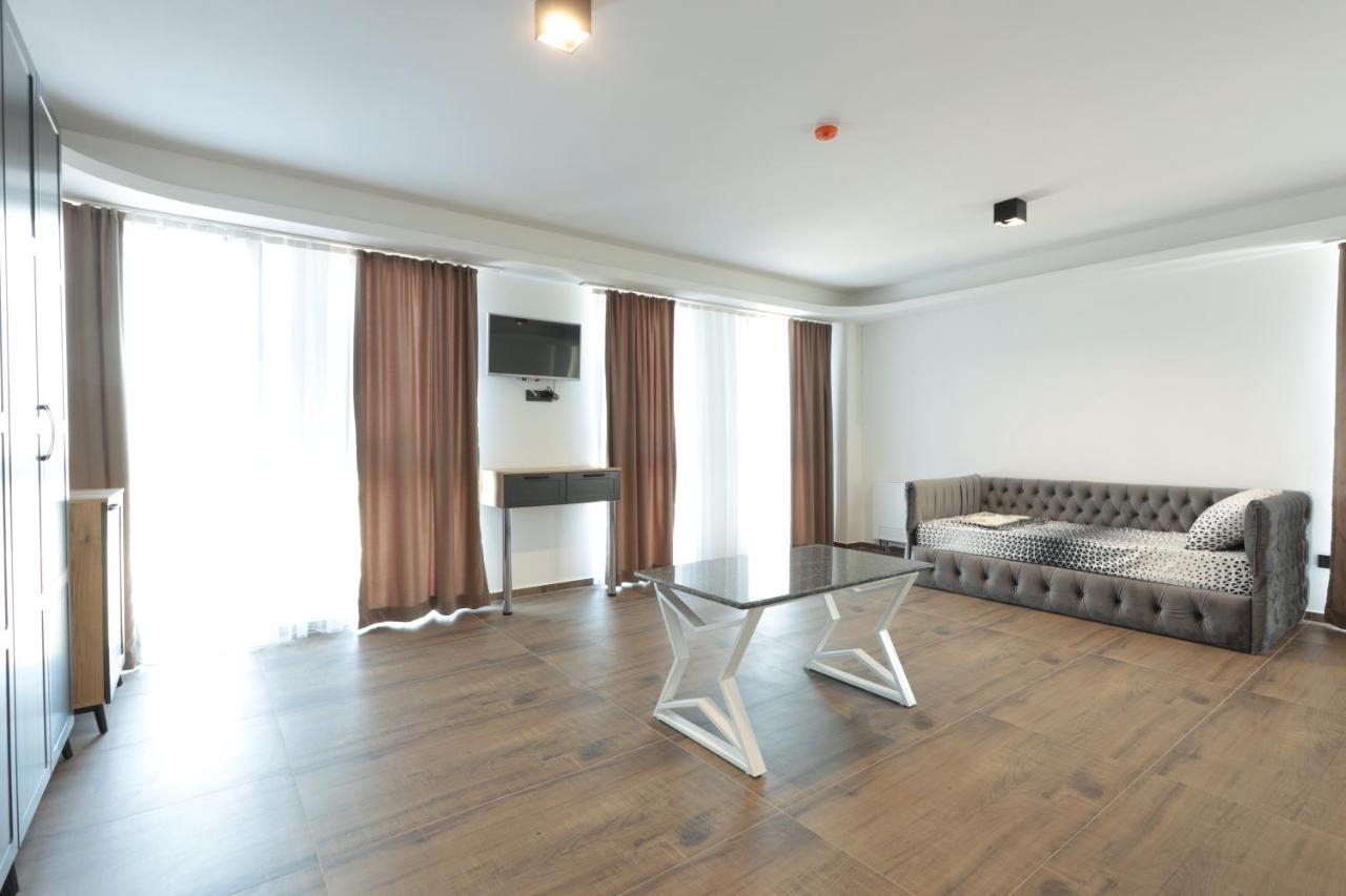 Hotel Ema テトヴォ エクステリア 写真
